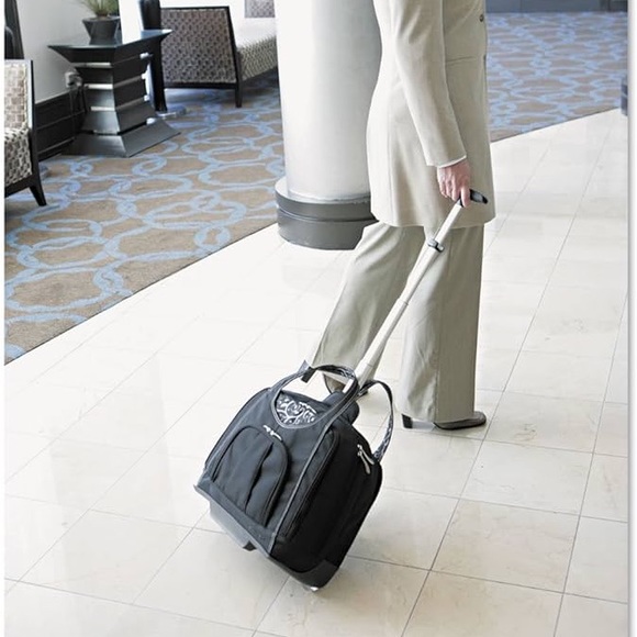 kensington Bags Kensington Contour Balance Notebooklaptop Roller